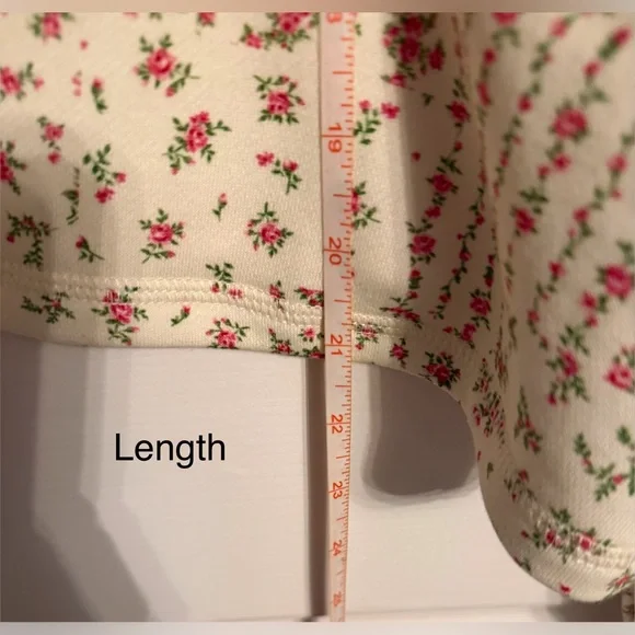 Peach Love California Ditsy Floral Slightly Cropped with Peter Pan Collar, L - Picture 7 of 8